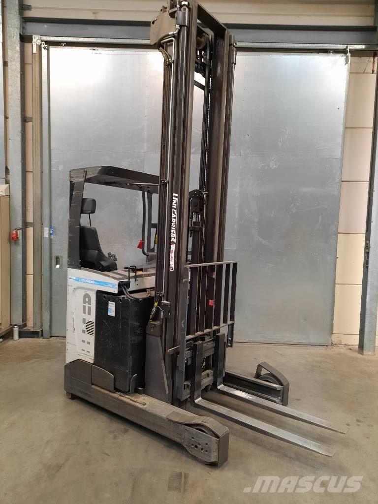 UniCarriers UMS200DTFVRF895 Montacargas de alcance de gran altura