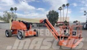 JLG 600AJ Plataformas con brazo de elevación manual