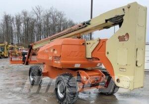 JLG 800AJ Plataformas con brazo de elevación manual