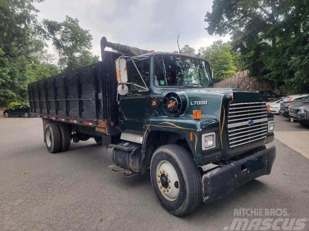 Ford L 7000 Bañeras basculantes usadas