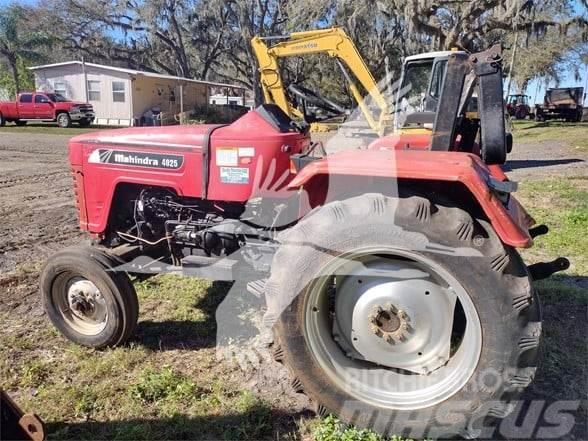 Mahindra 4025 Tractores