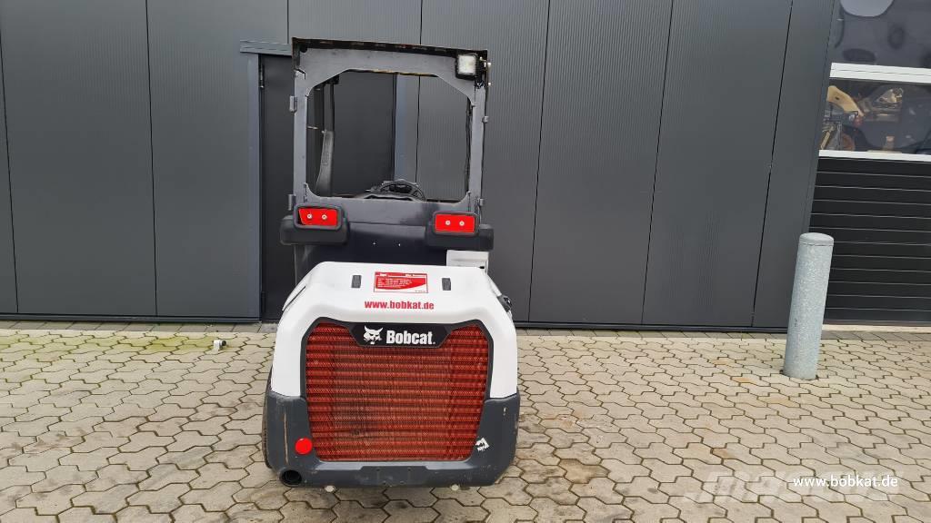 Bobcat L 28 Minicargadoras