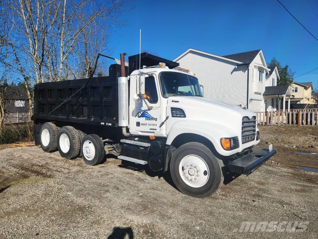 Mack Granite Bañeras basculantes usadas