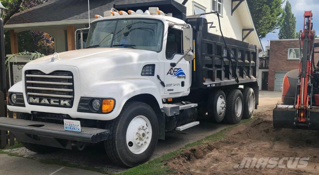 Mack Granite Bañeras basculantes usadas