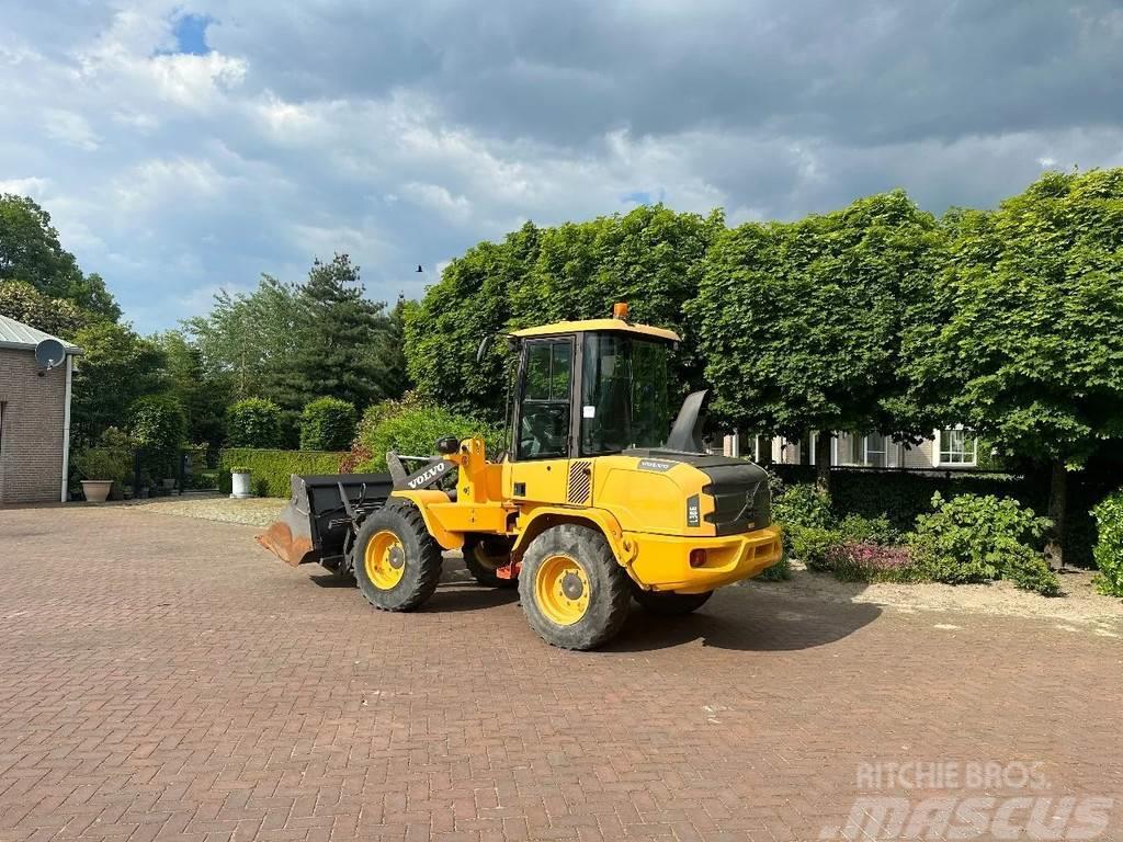 Volvo L30G Cargadoras sobre ruedas