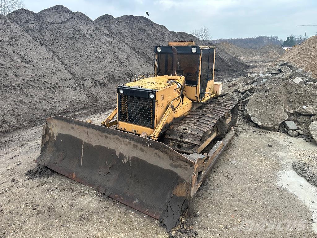  Staliniec B-10 Buldozer sobre oruga