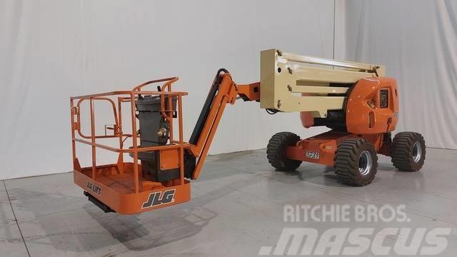 JLG 450 AJ Plataformas con brazo de elevación manual