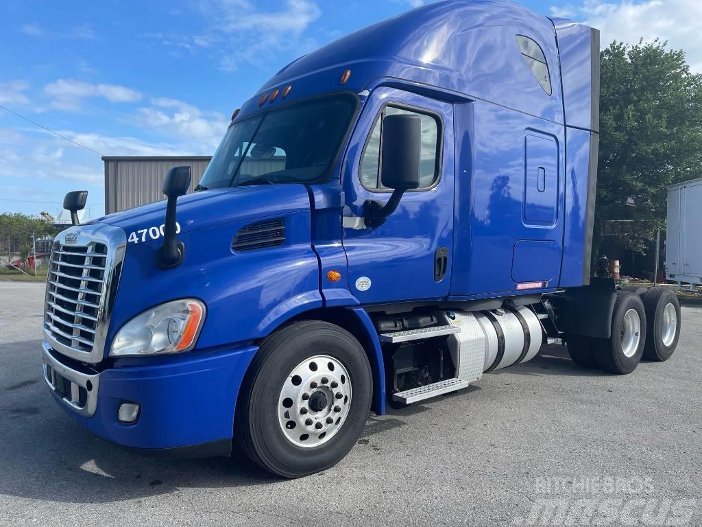 Freightliner Cascadia 113 Camiones tractor