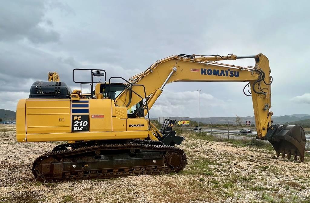 Komatsu PC210NLC-11E0 Excavadoras sobre orugas