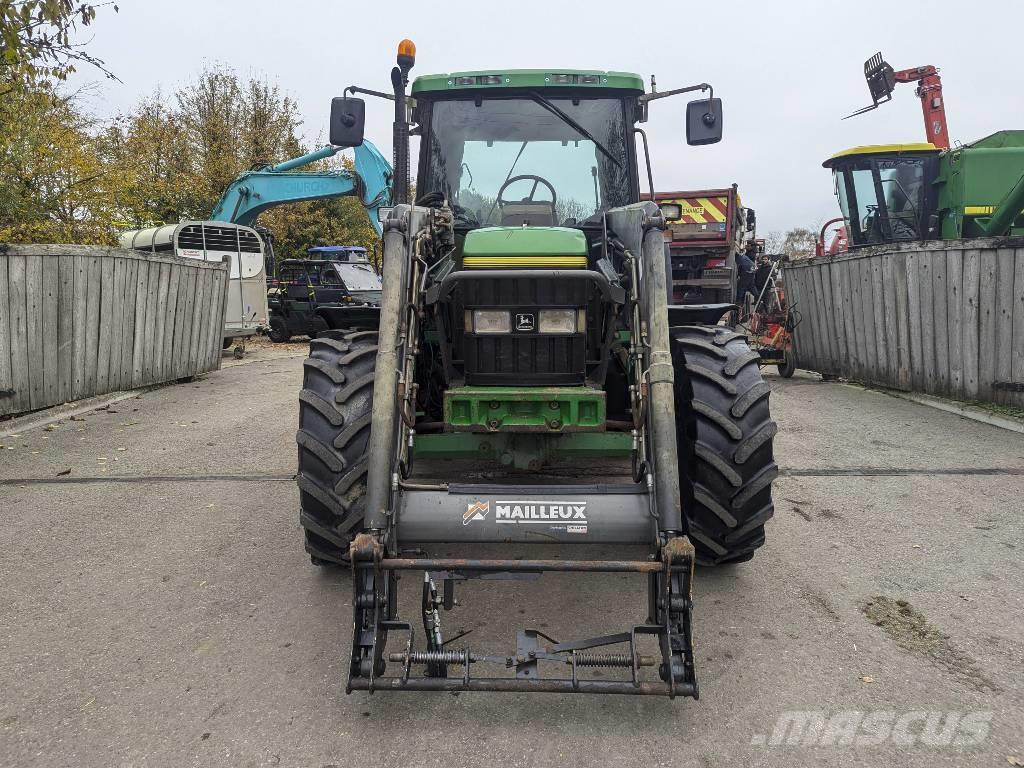 John Deere 6400 Tractores