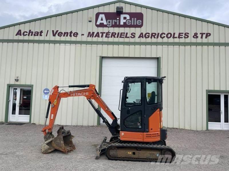 Hitachi ZX26U Miniexcavadoras