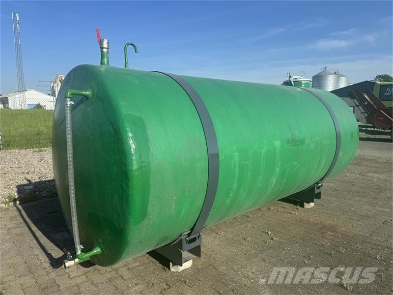 Agrofyn Trailers  8000 liter glasfibertank Sistemas de riego