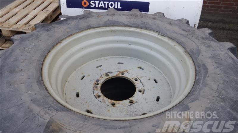 Firestone 18,4x30 Ruedas