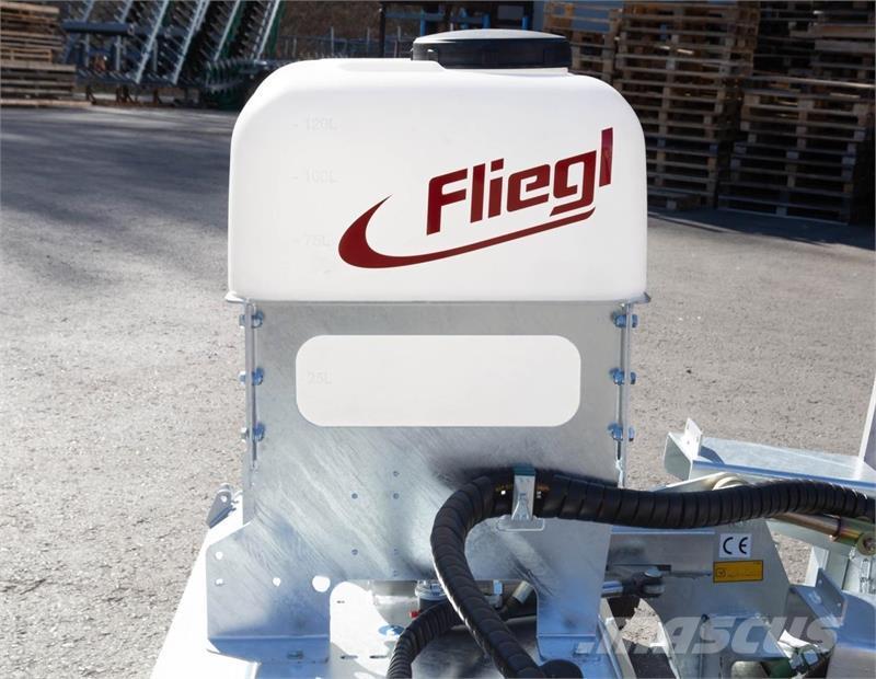 Fliegl SPRØJTE SYSTEM MED 120 L TANK Barredoras