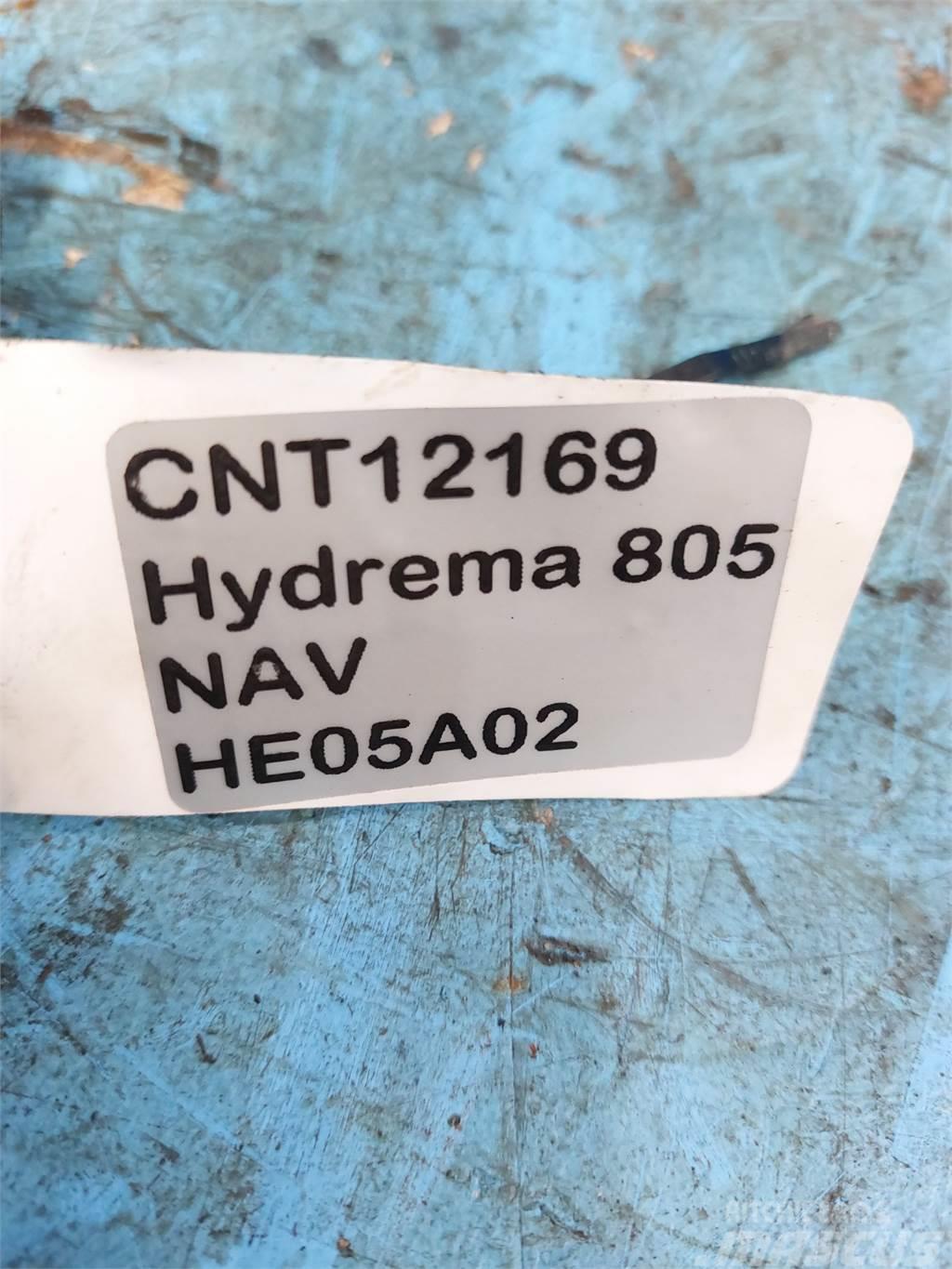 Hydrema 806 Plataformas y cucharones