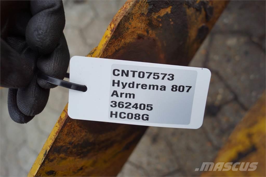 Hydrema 807 Plataformas y cucharones