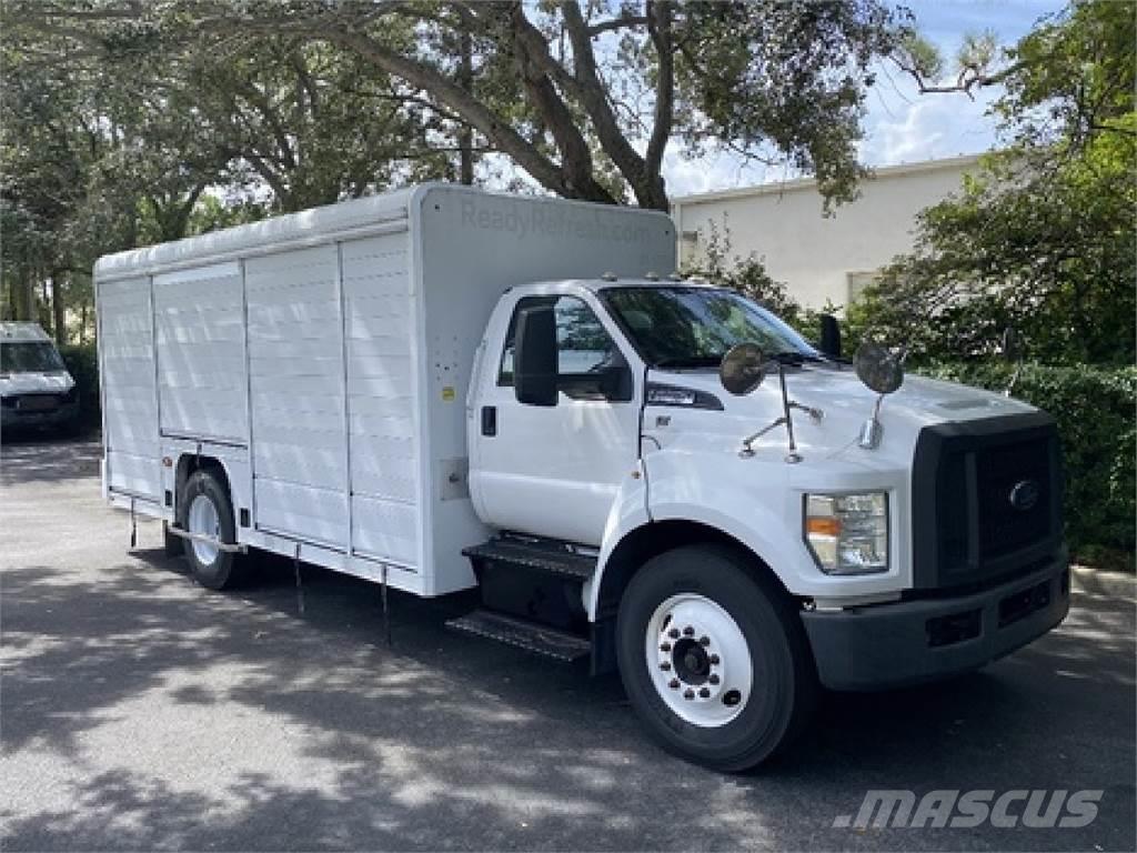 Ford F650 Camiones de reparto de bebidas