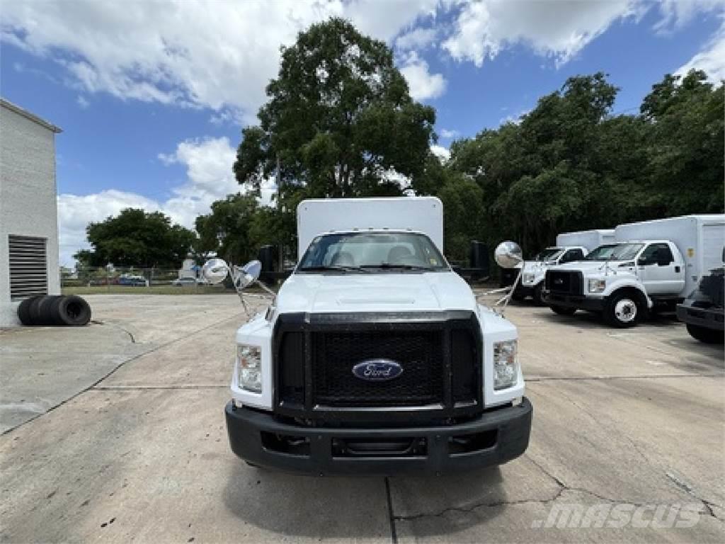 Ford F650 Camiones de reparto de bebidas