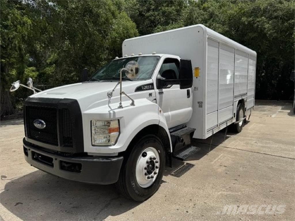 Ford F650 Camiones de reparto de bebidas