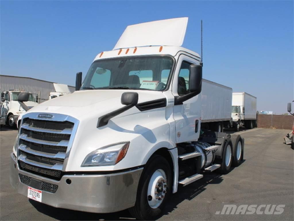 Freightliner CAS126 Camiones tractor