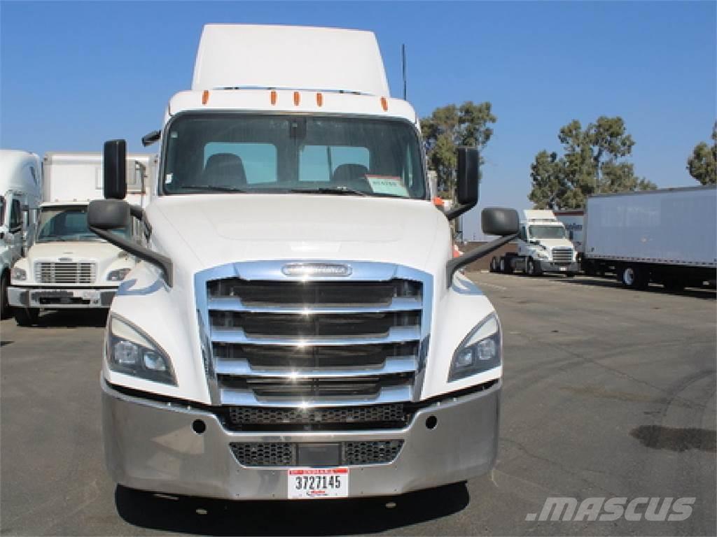 Freightliner CAS126 Camiones tractor