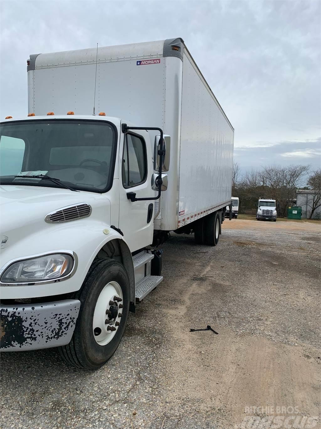 Freightliner M2 Camiones con caja de remolque