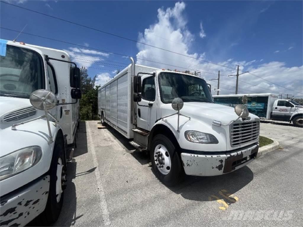 Freightliner M2106 Camiones de reparto de bebidas