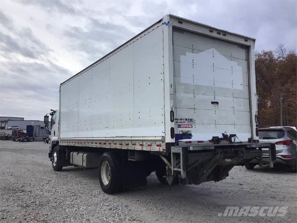 Isuzu FTR Camiones con caja de remolque