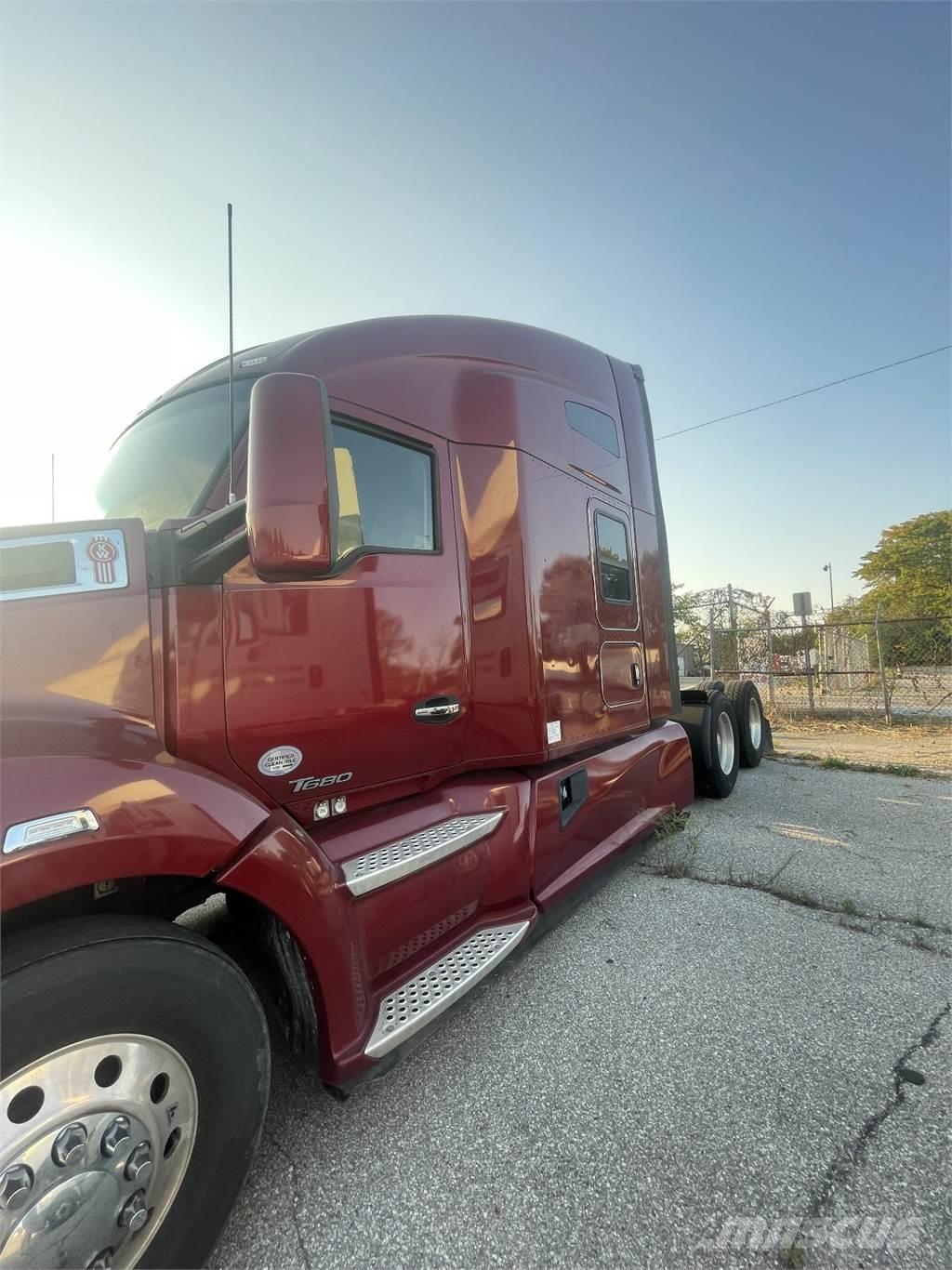 Kenworth T680 Camiones tractor