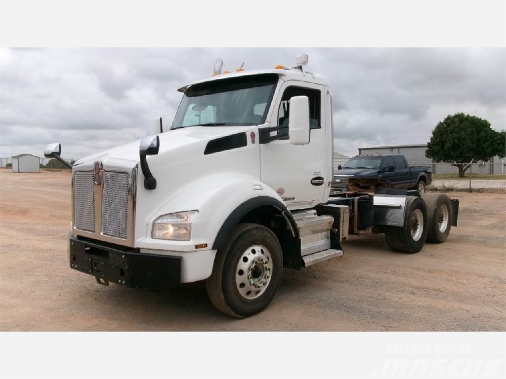 Kenworth T880 Camiones tractor