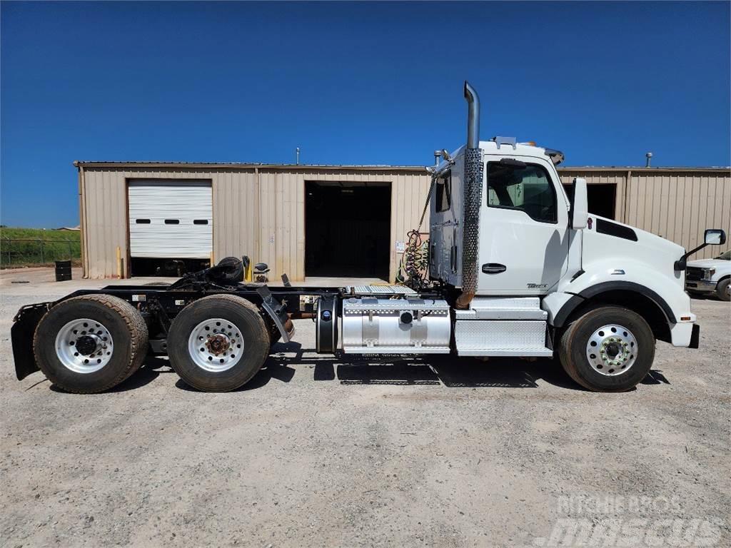 Kenworth T880 Camiones tractor