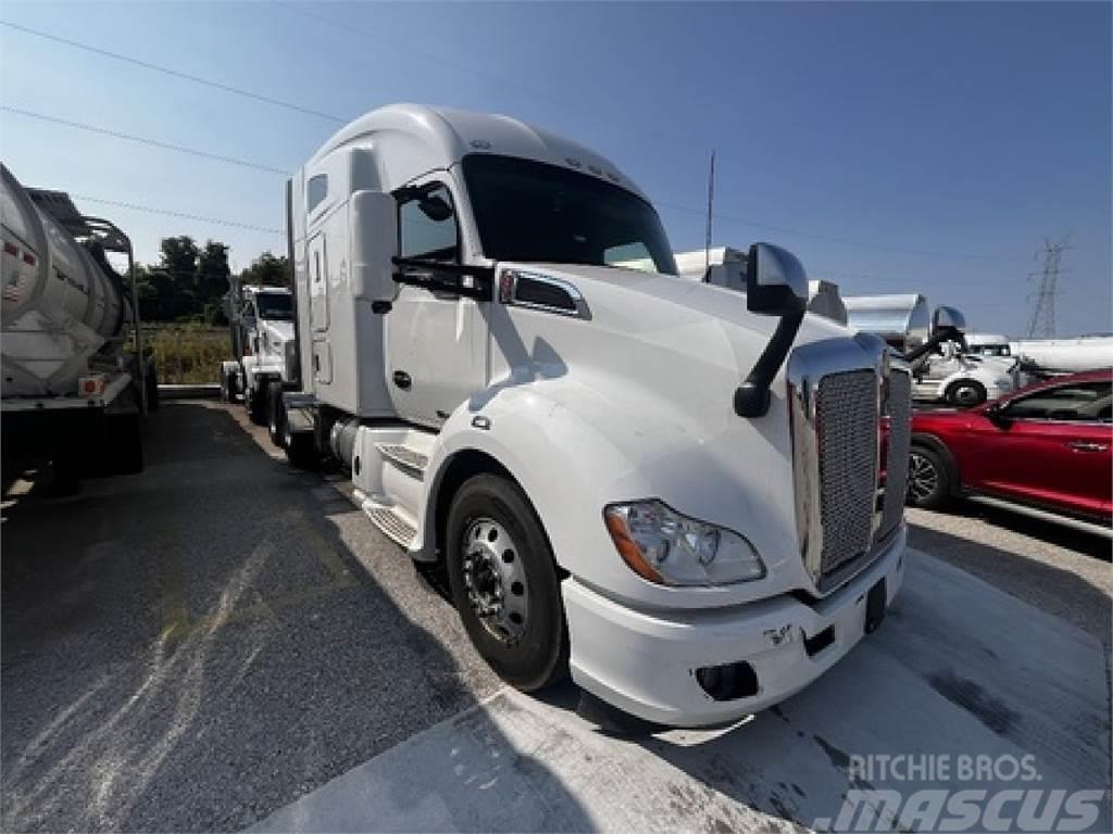 Kenworth T880 Camiones tractor