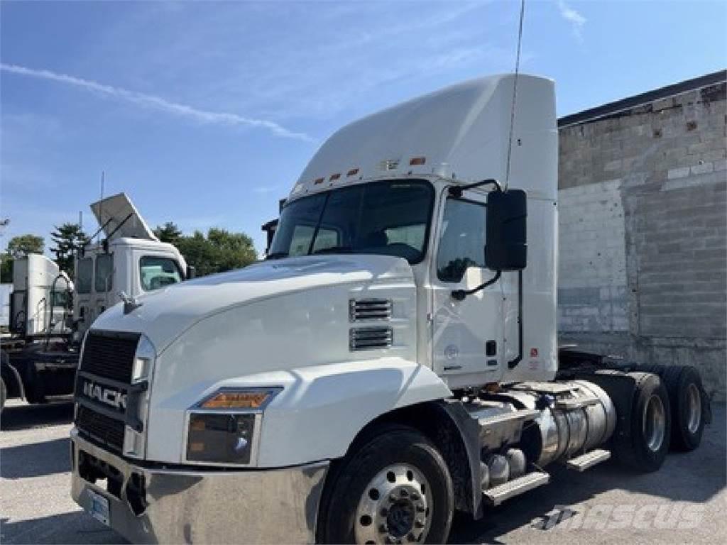 Mack ANT64T Camiones tractor