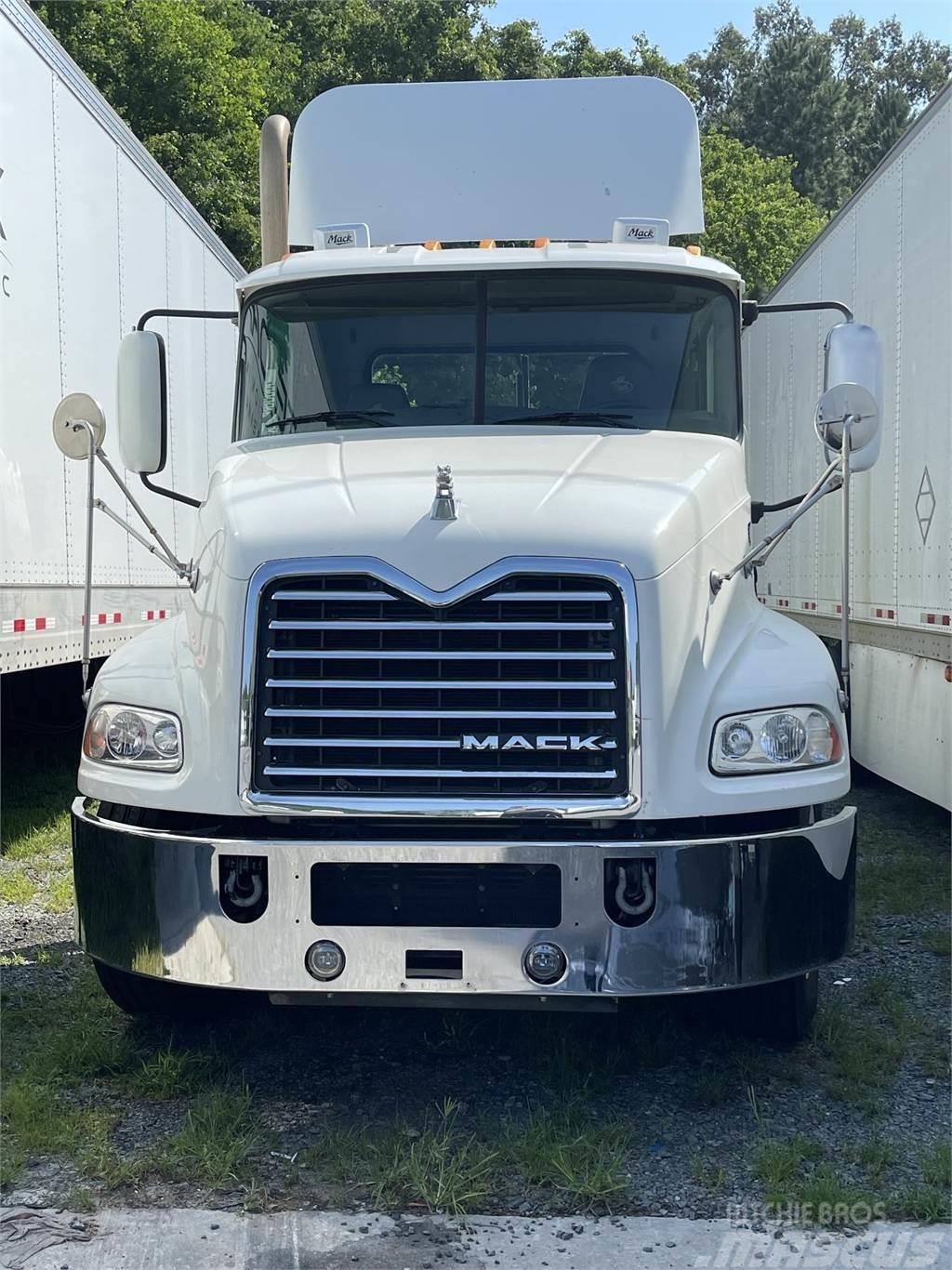 Mack CXU Camiones tractor