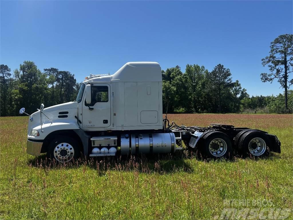 Mack CXU613 Camiones tractor