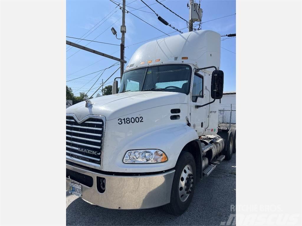 Mack CXU613 Camiones tractor