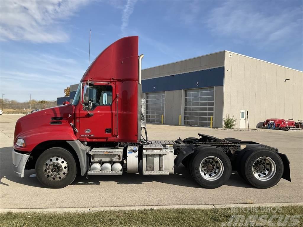 Mack CXU613 Camiones tractor