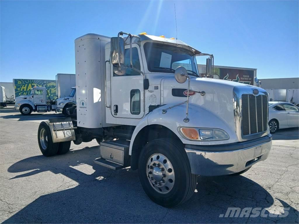 Peterbilt 337 Camiones tractor