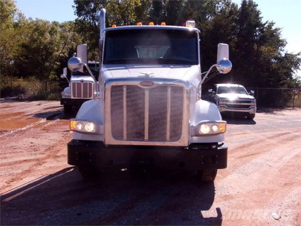 Peterbilt 567 Camiones tractor