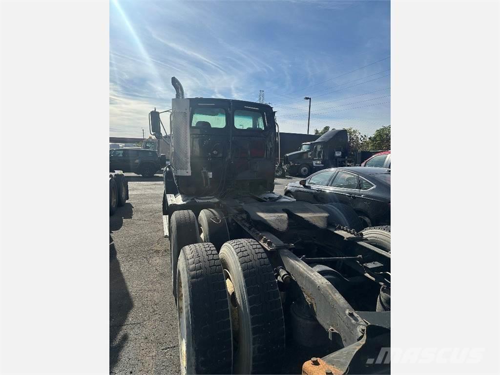 Sterling A9500 Camiones tractor