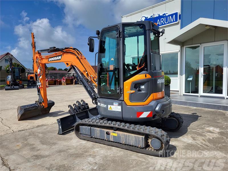 Develon DX35z-7 Miniexcavadoras