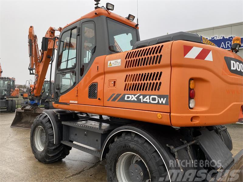 Doosan DX140W-3 Excavadoras 7t - 12t