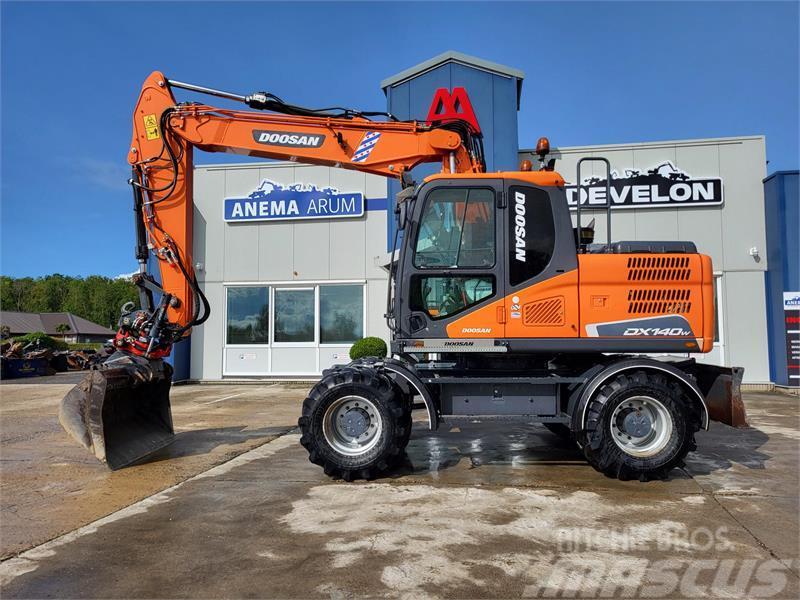 Doosan DX140W-5 Excavadoras de ruedas