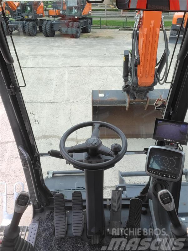 Doosan DX140W-5 Excavadoras de ruedas