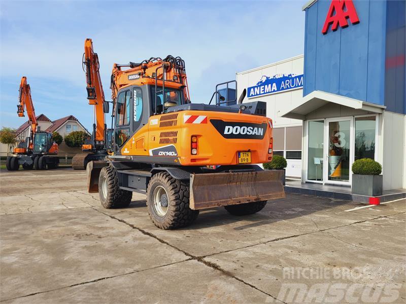 Doosan DX140W-5 Excavadoras de ruedas