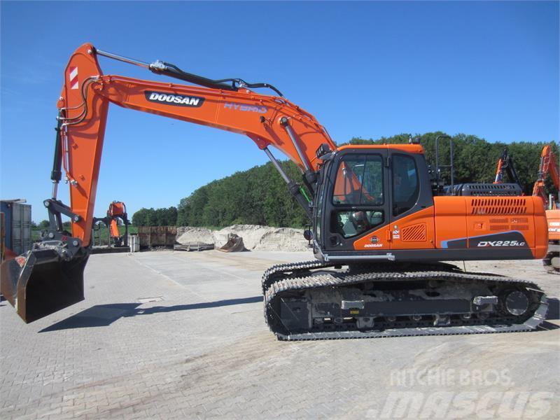 Doosan DX225LC-5 Excavadoras sobre orugas