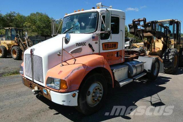 Kenworth T300 Camiones con chasís y cabina