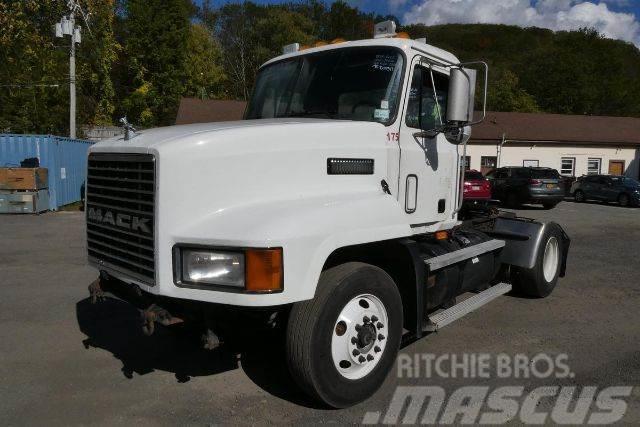 Mack CH612 Camiones con chasís y cabina