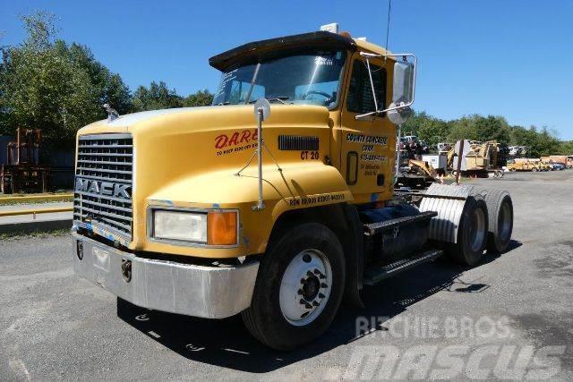 Mack CH613 Camiones con chasís y cabina