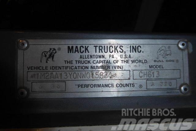 Mack CH613 Camiones con chasís y cabina